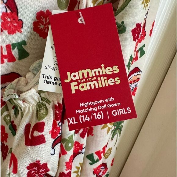 NWT Jammies with Matching Doll Gown - Picture 4 of 5